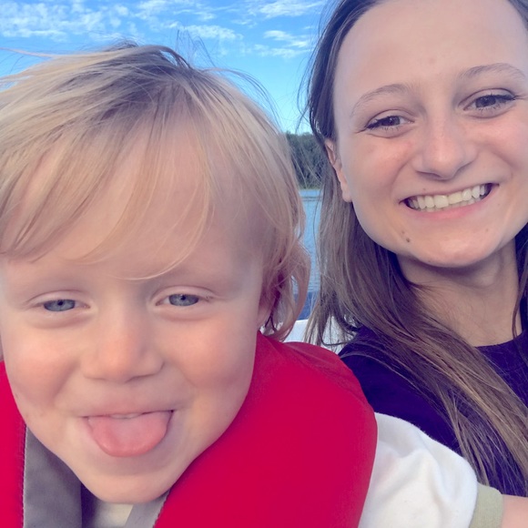 Meet your Posher, Courtny - Picture 8 of 9